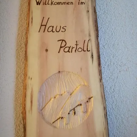 Haus Partoll Apartment *